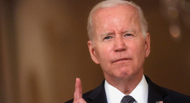 Presidente dos Estados Unidos, Joe Biden, tem queda de aprovação pela quarta semana consecutiva