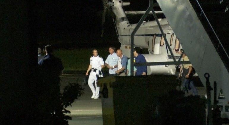 Presidente é levado a hospital em São Paulo durante a madrugada