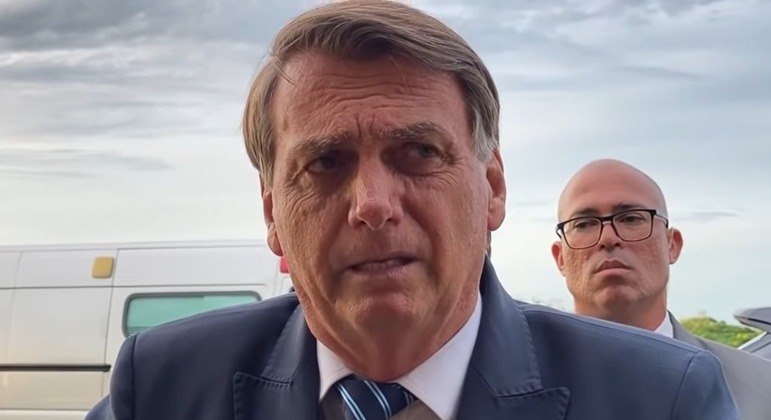 Bolsonaro diz que vai autorizar aumento de 33% para professores – Notícias
