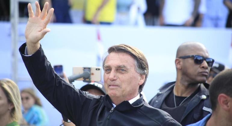 Presidente Jair Bolsonaro participa de manifestação no Rio de Janeiro