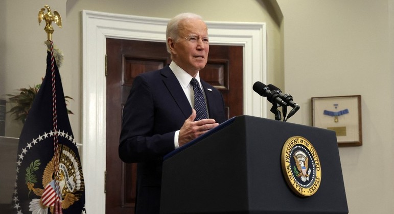 Presidente Joe Biden em pronunciamento nesta sexta-feira (18)