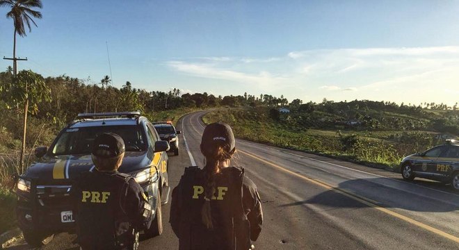Polícia Rodoviária registra 75 mortes no feriado da Proclamação da República
