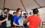 Primeira-dama do Estado de Mato Grosso, Virginia Mendes, entrega doações da campanha Vem Ser Mais Solidário – MT unido contra o coronavírus