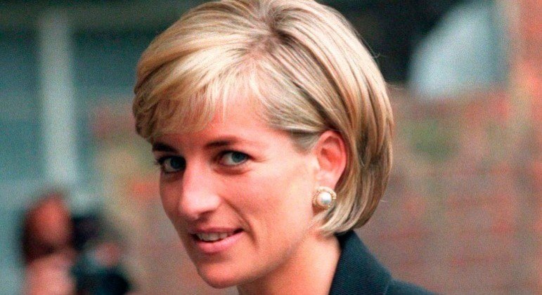 Princesa Diana morreu, em 31 de agosto de 1997, em um acidente de carro em Paris, na França
