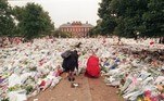 5 – Motorista causou intencionalmente o acidenteExistem diversas teorias da conspiração em torno do motorista Henri Paul. Muitos acreditaram na época que ele teria sido pago pelos serviços de segurança da França ou do Reino Unido, ou até mesmo pelos dois, para causar o acidente