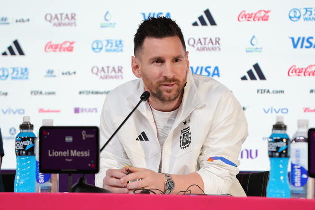 Principal astro da Argentina, Lionel Messi esteve sob os holofotes na coletiva dos argentinos. Leo falou sobre a última oportunidade que ele tem de conquistar a Copa por seu país. 