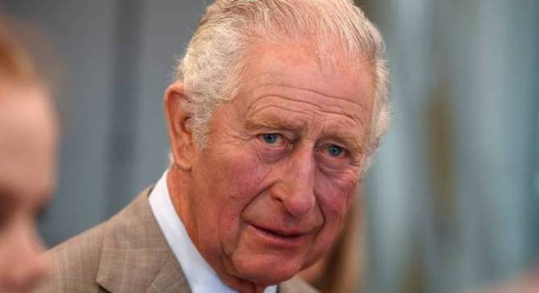 O príncipe Charles se reúne com jovens apoiados pela instituição The Prince's Trust, em Newcastle 