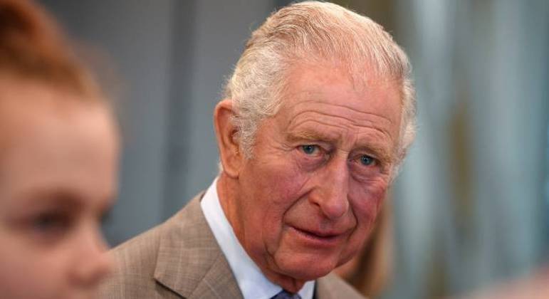 Fundação do príncipe Charles é investigada por suposto esquema de concessão de títulos honorários 