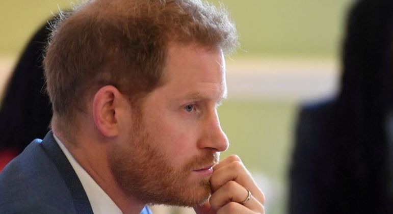 Príncipe Harry prepara uma autobiografia para 2022