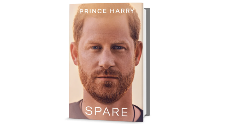 Príncipe Harry publicará livro com suas memórias em janeiro de 2023Após diversas polêmicas e o lançamento da série documental, em 10 de janeiro de 2023, o príncipe Harry publicará as próprias memórias em um livro. Com o título 'Spare', 'poupar-se', em tradução livre para o português, a obra expõe os 'erros' e as 'lições aprendidas' pelo filho do rei Charles 3º, aborda como Harry reagiu à morte de sua mãe, a princesa Diana, e como a vida dele vida foi afetada desde então