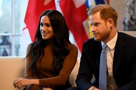Príncipe Harry chega ao Canadá para ficar com Meghan
