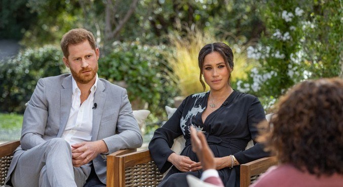 Família Real é pressionada para responder acusações de Harry e Meghan
