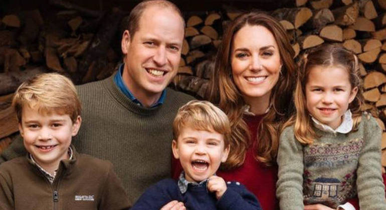Kate, William e os três filhos vão passar o Natal com a rainha Elizabeth 2ª