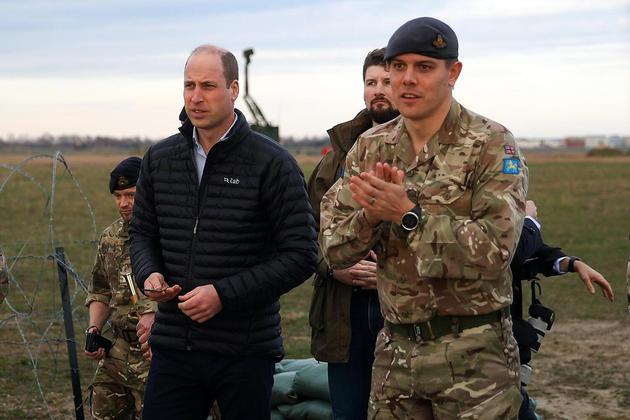 Segundo o ministério, o príncipe também enalteceu o 'trabalho extraordinário para a Ucrânia' que as tropas estão fazendo. Posteriormente, visitou uma base britânica, onde foi informado sobre o trabalho dos soldados, em cooperação com as forças armadas, na prestação de apoio à Ucrânia