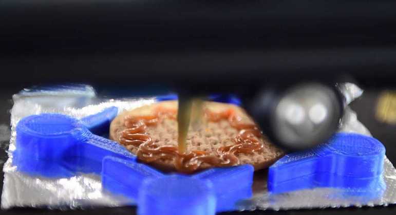 Competidores usaram apenas alimentos vegetais produzidos em impressoras 3D