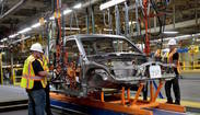 Alta da produção industrial em outubro é guiada por dez das 15 regiões analisadas (Rebecca Cook/File Photo/Reuters - 21.06.2021)