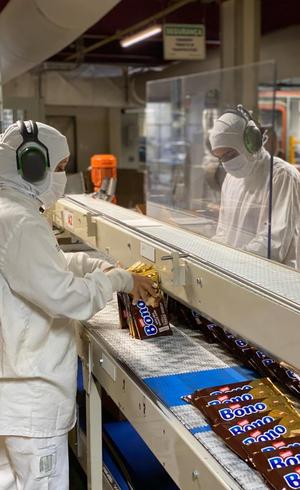 Nestlé: divisão com acrílico