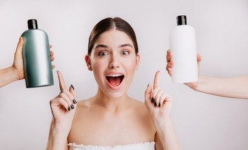 Receitas caseiras ou cosméticos: o que é melhor para cuidar dos fios? (Freepik)