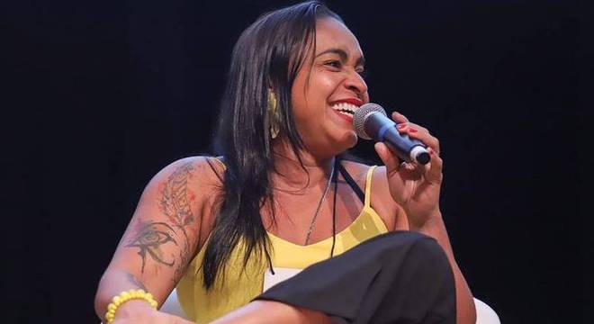 Professora de escola da periferia de Belém do Pará foi escolhida a melhor do Brasil por projeto que ressalta papel do negro na sociedade
