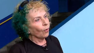 Professora mais longeva de SP já ensinou 30 mil alunos 