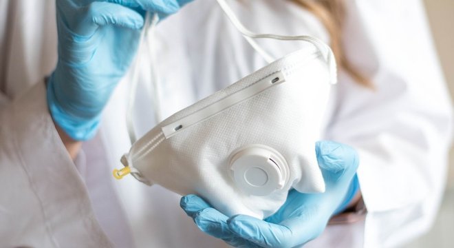 Pesquisadores apontam que descobrir primeiros casos do novo coronav&iacute;rus &eacute; fundamental para tra&ccedil;ar a trajet&oacute;ria da pandemia
