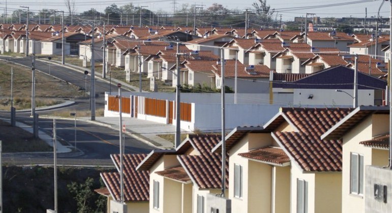 Governo aumentou em R$ 20 mil o subsídio para famílias que desejam adquirir casa própria em áreas urbanas
