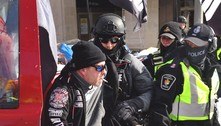 Polícia do Canadá prende 70 manifestantes em protesto contra medidas anti-Covid 