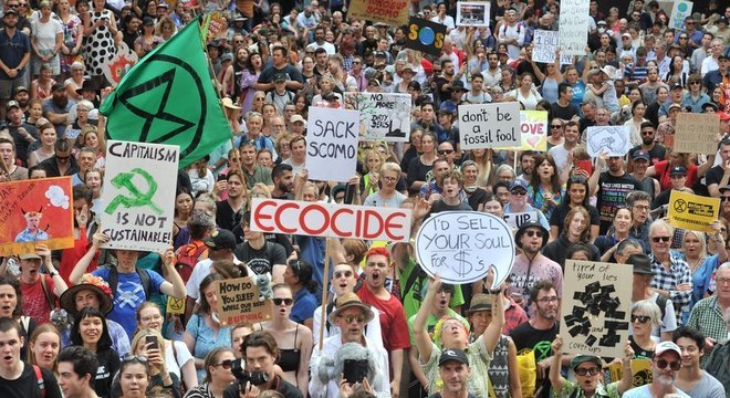 Protesto em Sydney, na Austrália, pedindo ação do governo contra as mudanças climáticas