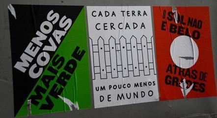 Cartazes em protesto às cercas no entorno da Praça Pôr do Sol em Pinheiros, colados na segunda-feira (1)