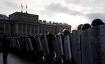 De acordo com o portal OVD-info, especializado no acompanhamento de detenções, nos protestos pacíficos realizados em 142 cidades do país, as forças de segurança russas prenderam até o momento 3.013 pessoas