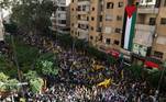 11º dia — Manifestantes pró-palestinos protestaramnos arredores da Embaixada dos EUA no Líbano. Eles incendiarampneus e jogaram pedras na polícia