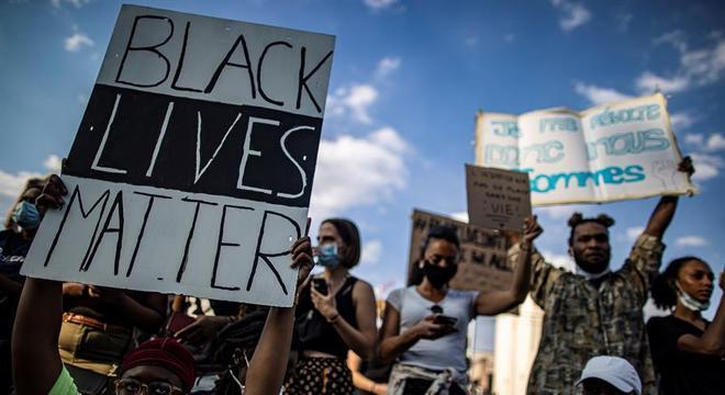 Protestos globais ajudaram a aumentar percepção sobre crescimento do racismo