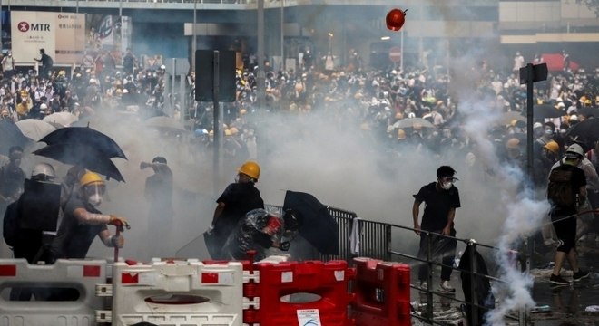 Protestos contra lei de extradições em Hong Kong levaram milhares às ruas