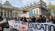 Como a reforma da Previdência do presidente Emmanuel Macron pode alimentar a xenofobia na França?