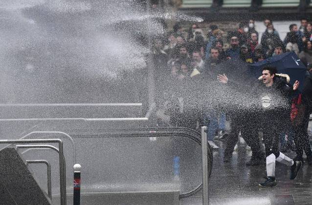 protestos França