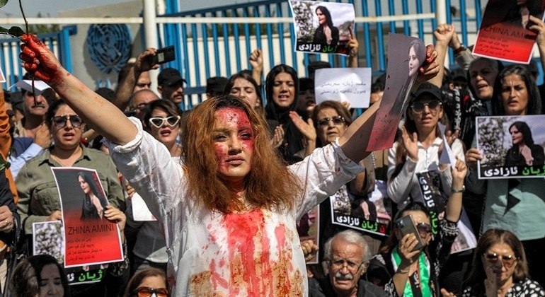 Morte de Mahsa Amini gerou uma série de protestos em todo o país