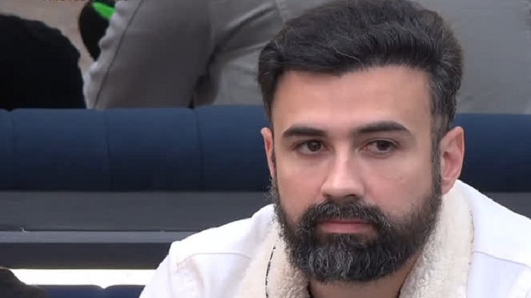 Quem não ficou nada feliz foi Bruno Tálamo, indicado pela influenciadora para a Zona de Risco. Nat argumentou que não aprova as falas do rival no vídeo que ela, como
Dona, teve acesso, e fez com que a história se repetisse ao mandar Gyselle e Servo novamente com um aliado para a berlinda. Vote em quem você quer que fique!A Grande Conquista vai ao ar de segunda a sexta-feira, às 22h45; aos sábados, a partir das 22h30; e aos domingos, sempre às 23h, na Record TV. Assine o PlayPlus e tenha acesso à transmissão 24 horas e a conteúdos extras do reality. Conheça também a Rede da Conquista, a comunidade dos fãs do programa