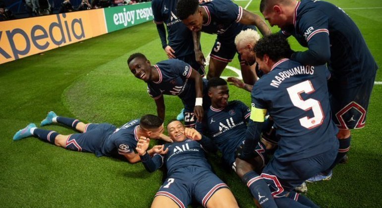 No PSG, a euforia pelo gol salvador de Mbappé
