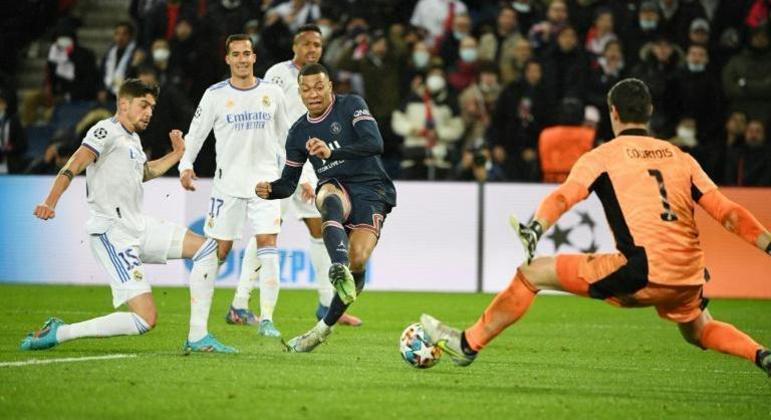O momento do gol de Mbappé, do PSG