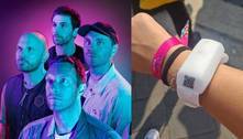 Fã vende pulseira distribuída em show do Coldplay por até R$ 300