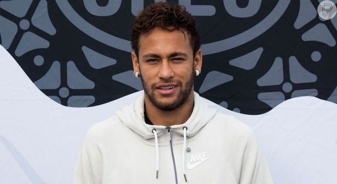 Neymar manda música para 'pessoa especial' durante show sertanejo