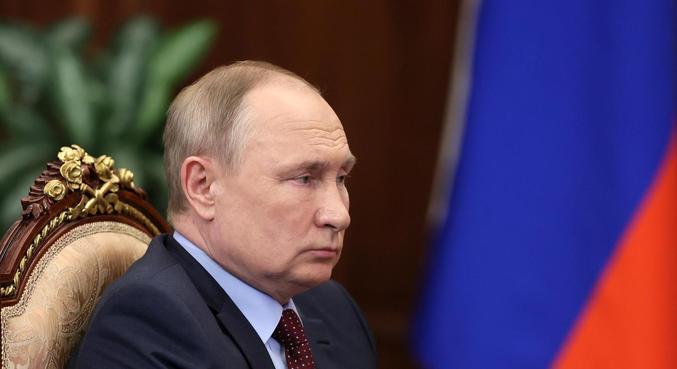 Putin ameaça prender quem divulgar versão que contrarie a oficial russa sobre conflito