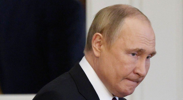 Presidente da Rússia, Vladimir Putin, pode não conseguir pagar dívida externa do país