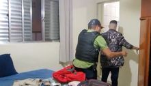 Polícia faz operação contra grupo especializado no 'golpe do amor' e em roubos por Pix em São Paulo 