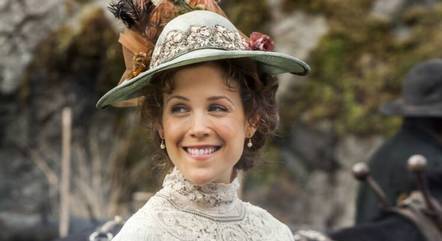 Elizabeth Thatcher interpretada por Erin Krakow em Quando Chama o Coração