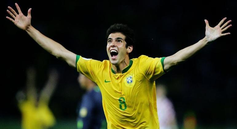 Quando ninguém esperava, Kaká retorna aos gramados pela Seleção Brasileira 2
