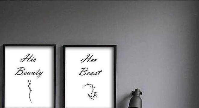 quarto cinza decorado com quadros tumblr de frases