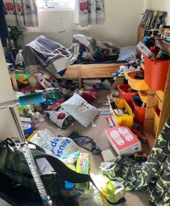 Um estranho concurso promovido por uma loja de camas elegeu o quarto infantil mais bagunçado do Reino Unido. As imagens caóticas mostram que o ideal de quarto como lugar para relaxar e descansar não é muito seguido por todos