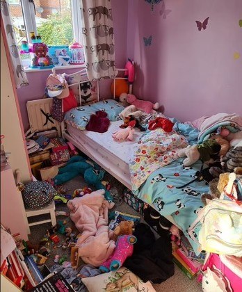 É possível ver, pelas fotos vencedoras, que a competição não foi nada simples. Um dos escolhidos foi o quarto de uma menina de 7 anos, chamada NeaveLEIA MAIS: Ave atrevida invade carro, rouba cigarro e ainda encara motorista