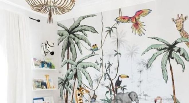 Quarto safari com prateleira para livros infantil